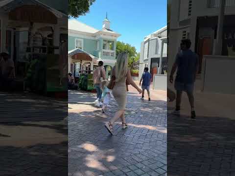 I caught you looking this way #walking #shortvideo