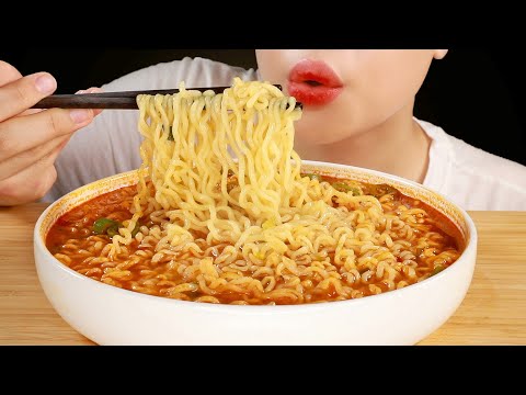 ASMR Spicy Teumsae Ramyun Noodles Eating Sounds | MINEE EATS