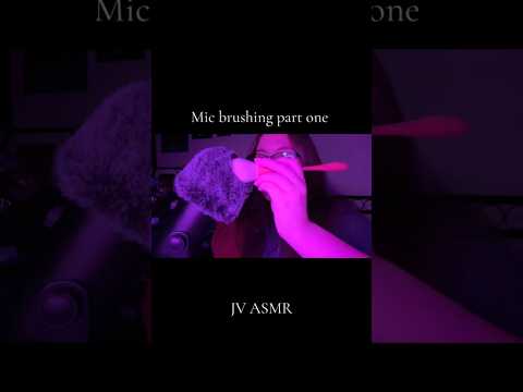 💜💜 #asmr #relax #triggersforsleep #asmrtriggers #asmrsounds #tingles #micbrushing #asmrvideo