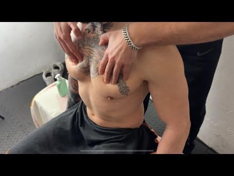 Tattooed bodybuilder gets professional chest massage | ASMR | Boys Only Asmr