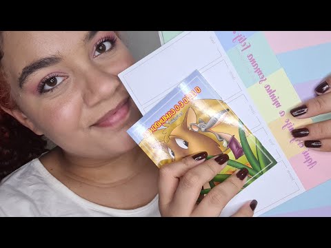 ASMR: TAPPING EM PAPEL 💖 Sons de folhas, capas de caderno, tesoura 😍