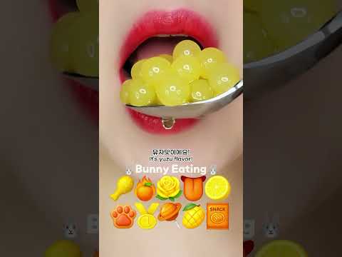 FAST! 💋 Emoji Lips ASMR! 💥 Chewy Crunchy Tingle Mukbang