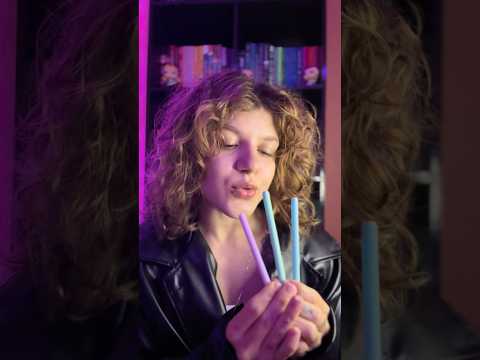 Qual você prefere?  #asmr #relax #asmrroleplay #tapping #fy #dormir #asmrvideo  #pov #foryou￼