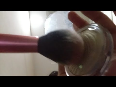 ASMR doing your makeup (Mouthsounds)