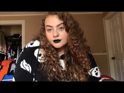 ASMR Reading Halloween Poems ♡