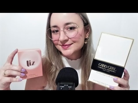 ASMR: MOSTRANDO MEUS NOVOS PERFUMES MASCANDO CHICLETE (SUSSURROS / TAPPING / SONS DE MASTIGAÇÃO)