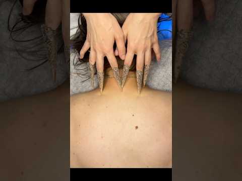 ASMR Back Scratching & Hair Tracing with Metal Claws 💤  #notalkingasmr #asmrtingles #relaxingtouch
