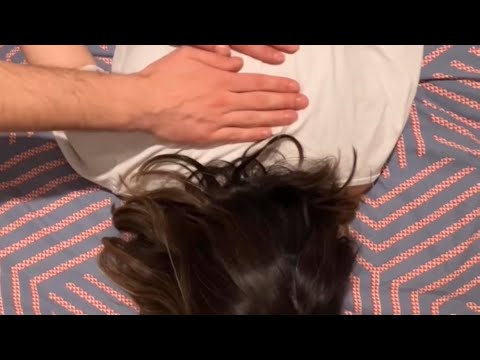 Back Scratching ASMR (No Talking) with Ocean Sound💆🏻‍♀️🔊