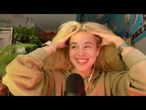ASMR oiling my hair for tingles 💆‍♀️😴