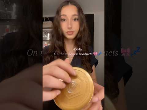 Asmr tapping & scratching on honey products 🎀💤 #asmr #tapping #sleep #scratching #relax #girly
