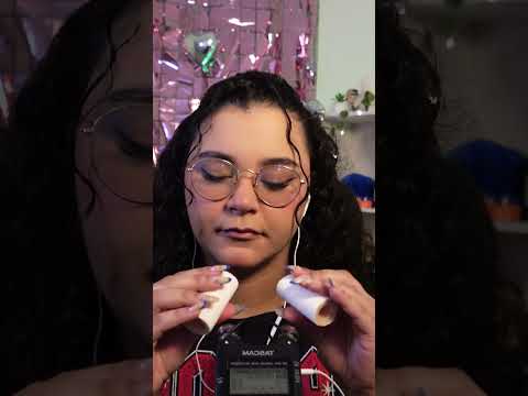 ASMR scratching