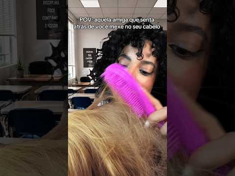 Mexendo no cabelo da amiga #asmrbrasil #asmr