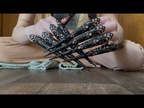 ASMR Floor scratching with LONG nails ( slow and fast ) 
