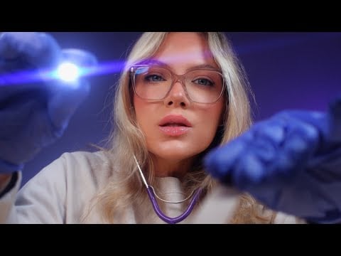 ASMR Infermiera Notturna a Letto | Sussurri Binaurali Ear to Ear | Attenzione Personale per Dormire