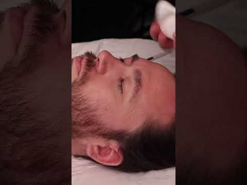 Satisfying eyebrow trimming & shaping #asmr #eyebrows #relaxing