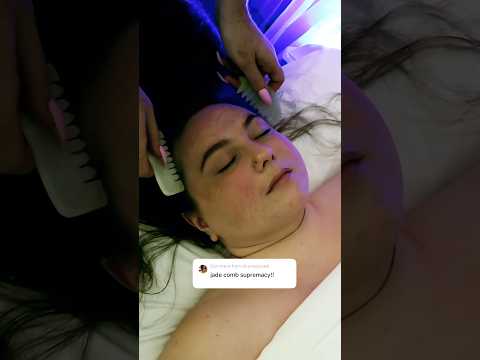what is it about jade combs?? ✨  #visualtingle #asmrmassage #triggersforsleep #asmrwhisper