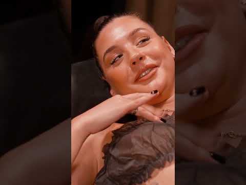 Lavender scrub warms Anna’s calves and belly; hushed kneads drift her into dreamy ease #bodyscrub
