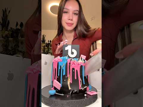 2M on TikTok 🥳 We did that!🔥Thank you for being part of this journey! Love yall SM ❤️