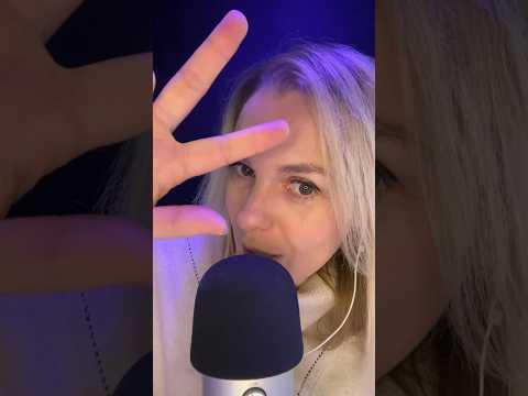 ASMR FR / Quels sont tes bruits de bouche préférés #asmrfr #shortsasmr #asmr