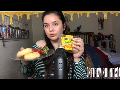 ASMR EATING HONEY COMB 🍯 🍓 🐻 🐝 (intense sticky eating)