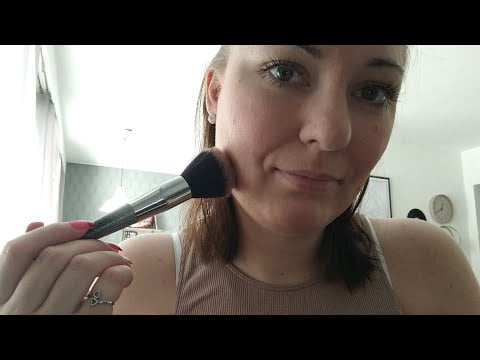 ASMR på svenska -Ramble och sminkar mig