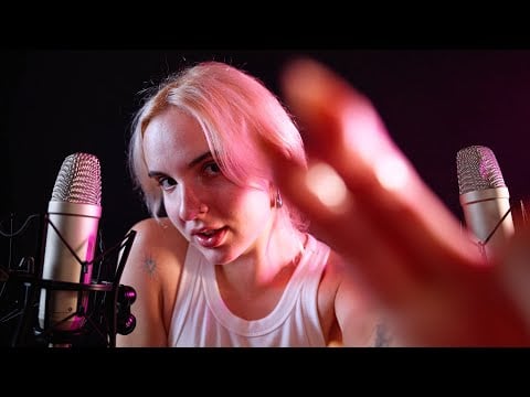 ✨ ASMR Spit Painting & Mouth Sounds by Elsa [4K]