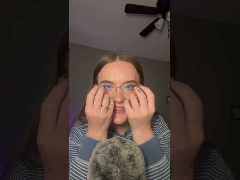 glasses tapping🤓