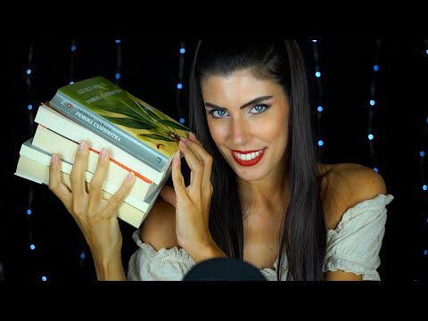 ASMR 📚 RELAX con i miei LIBRI del PERIODO (Whispering)