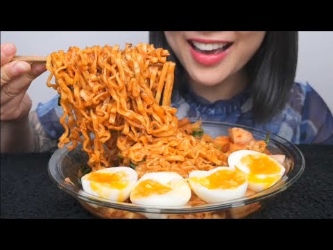 CHEESY SPICY NOODLES (ASMR EATING SOUNDS) NO TALKING | SAS-ASMR