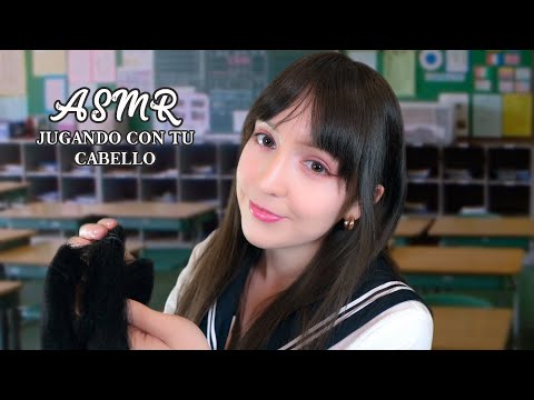 ⭐ASMR Jugando con tu PELO en CLASES📚 [Sub] Atención Personal en Español