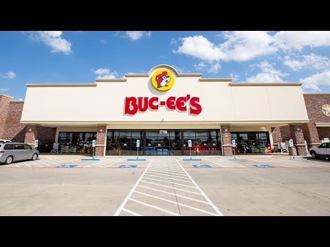 ASMR | Buc-ee's Walk-Through Part I (Whispered Voiceover)