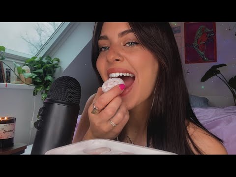 ASMR eating mochi ice cream🍨