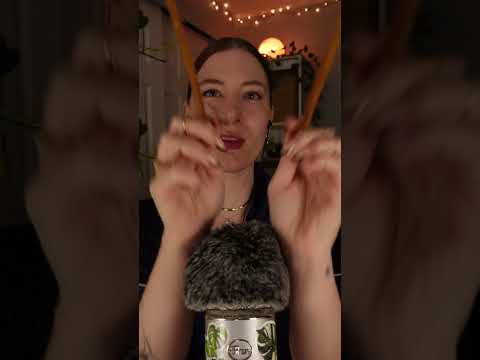let me check your hair #asmr #shorts
