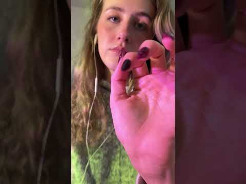 ASMR Humming & Face Scratching 💤 Whispered Sleep Triggers for Deep Relaxation