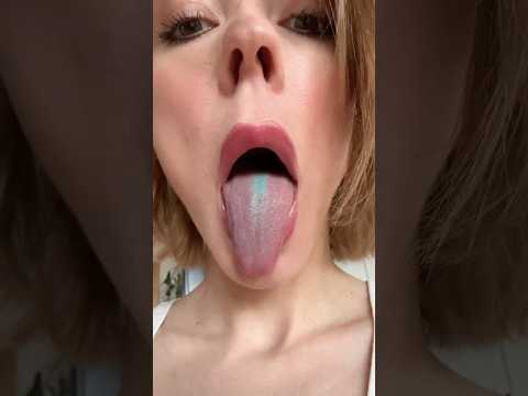 Blue tongue it is. 💙 #asmr #gum #chewing