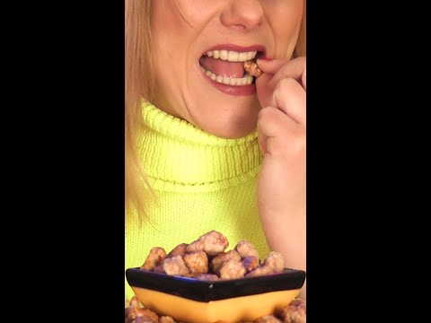 👆🏼👆🏼👆🏼 Long version 👉🏼 Super Soothing Eating Sounds ASMR 😊 Crunchy Roasted Almonds Mukbang #shorts