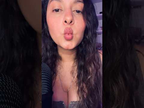 Besitos Tronados para ti💋#asmr#asmrcommunity #love #mouthwhisper #kiss #besos #asmrkisses