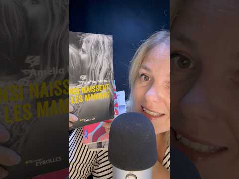 ASMR / Les 3 livres les + vieux de ma PAL #asmrfr #shortsasmr #asmrshorts