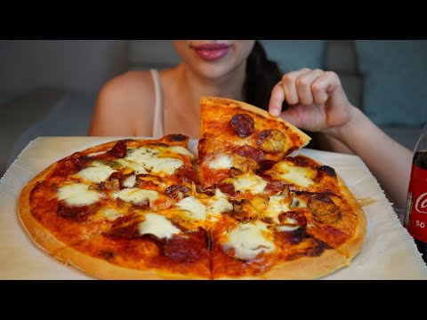 ASMR | Eating cheesy pepperoni pizza | EATING SOUNDS | No Talking | Lady M. ASMR