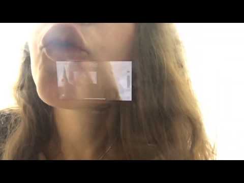 ASMR Kisses on the glass/Mouth sounds АСМР Поцелуи стекла, шепот, мурашки