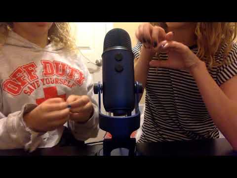 ASMR Nail Tapping & Mic Scratching