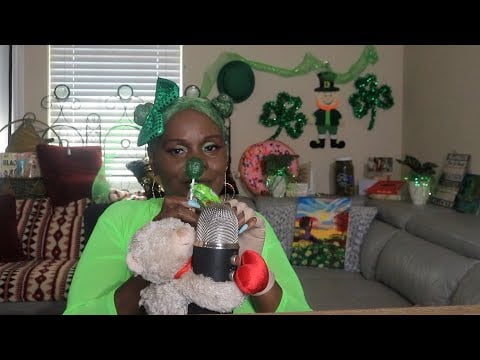 GREEN BLOWPOP ASMR EATING SOUNDS