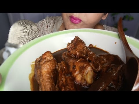 ASMR Comiendo alitas de pollo 🐔 en mole