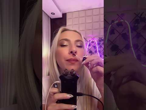 #lipgloss #lipcolourchallenge #lipstick #lip #lipsync #asmr #tingles #asmrsounds #relax #asmrvideo