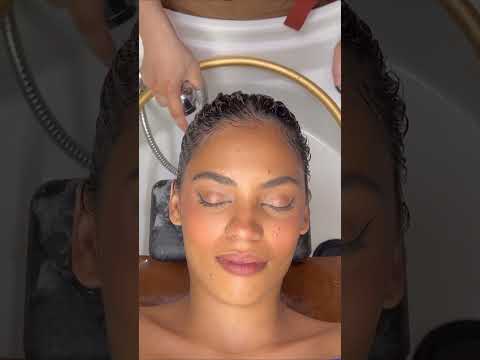 ASMR: Relaxing Vietnamese Head Water Massage with Scalp Neck Shoulder Massage #shorts