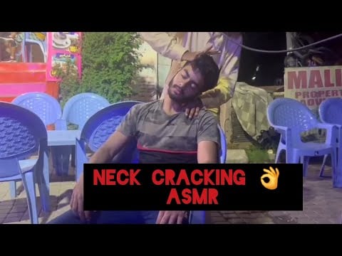 Acupressure Pakistani Street barber head and back  massage 💆‍♂️ on the roadside
