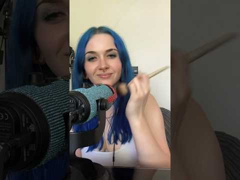 i love these crinkly sounds 💆‍♀️ #micbrushing #crinkles #shorts #asmr