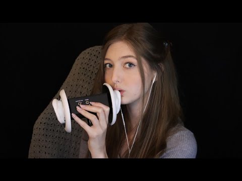 ASMR Ear Licking in Mono & Stereo