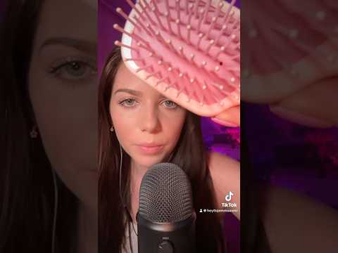 Brushing your hair ☺️ #asmr #randomtriggers #asmrtriggers #relax #triggers #asmrtingles #relaxing