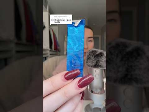 ASMR Gum Chewing & Whispering